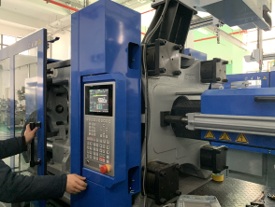 注塑模具的加工中滾塑（sù）成型工藝的優勢有哪些